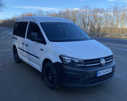 Белый Фольксваген Кадди, объемом двигателя 1.97 л и пробегом 350 тыс. км за 12500 $, фото 2 на Automoto.ua