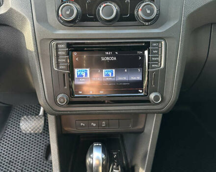 Белый Фольксваген Кадди, объемом двигателя 1.97 л и пробегом 217 тыс. км за 13900 $, фото 10 на Automoto.ua