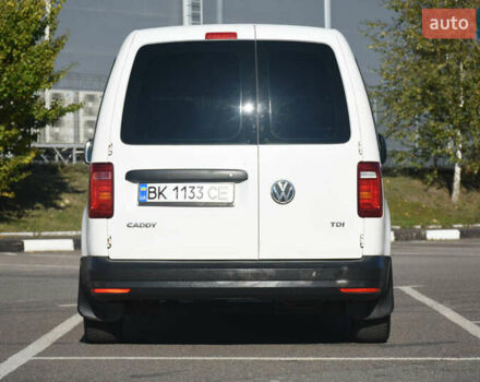 Белый Фольксваген Кадди, объемом двигателя 1.97 л и пробегом 204 тыс. км за 11200 $, фото 4 на Automoto.ua