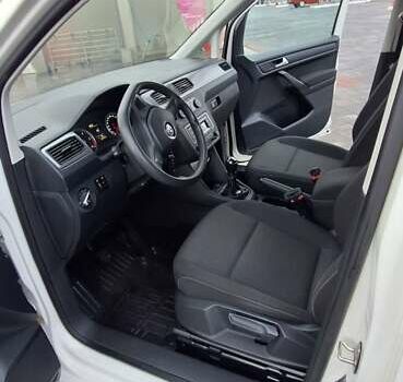 Белый Фольксваген Кадди, объемом двигателя 2 л и пробегом 206 тыс. км за 14300 $, фото 8 на Automoto.ua