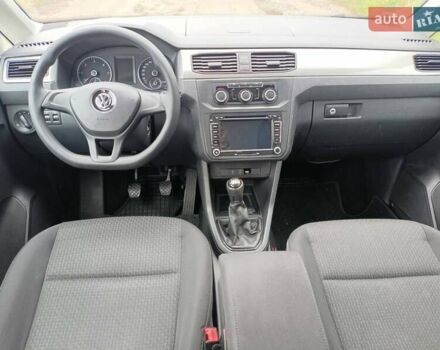 Білий Фольксваген Кадді, об'ємом двигуна 2 л та пробігом 254 тис. км за 13800 $, фото 32 на Automoto.ua