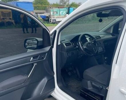 Білий Фольксваген Кадді, об'ємом двигуна 1.97 л та пробігом 282 тис. км за 14999 $, фото 4 на Automoto.ua