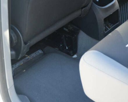 Белый Фольксваген Кадди, объемом двигателя 1.97 л и пробегом 204 тыс. км за 11200 $, фото 23 на Automoto.ua