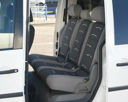 Белый Фольксваген Кадди, объемом двигателя 1.97 л и пробегом 204 тыс. км за 11200 $, фото 16 на Automoto.ua