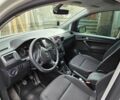 Белый Фольксваген Кадди, объемом двигателя 2 л и пробегом 325 тыс. км за 15700 $, фото 6 на Automoto.ua