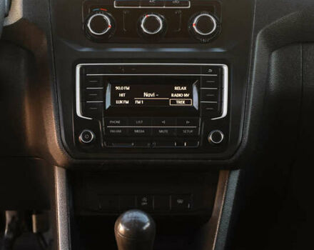 Белый Фольксваген Кадди, объемом двигателя 1.97 л и пробегом 204 тыс. км за 11200 $, фото 13 на Automoto.ua