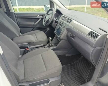 Білий Фольксваген Кадді, об'ємом двигуна 2 л та пробігом 254 тис. км за 13800 $, фото 1 на Automoto.ua