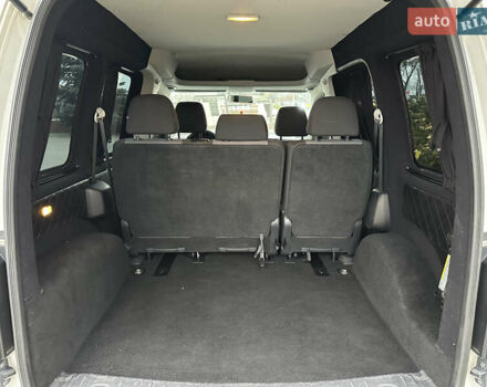 Белый Фольксваген Кадди, объемом двигателя 2 л и пробегом 245 тыс. км за 12800 $, фото 10 на Automoto.ua