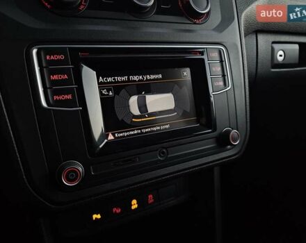 Белый Фольксваген Кадди, объемом двигателя 1.97 л и пробегом 184 тыс. км за 19950 $, фото 31 на Automoto.ua