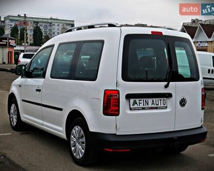 Белый Фольксваген Кадди, объемом двигателя 2 л и пробегом 173 тыс. км за 13500 $, фото 3 на Automoto.ua