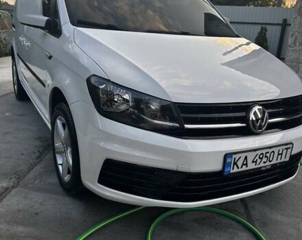 Белый Фольксваген Кадди, объемом двигателя 1.97 л и пробегом 177 тыс. км за 12500 $, фото 2 на Automoto.ua