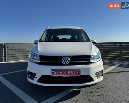 Белый Фольксваген Кадди, объемом двигателя 2 л и пробегом 265 тыс. км за 15800 $, фото 1 на Automoto.ua