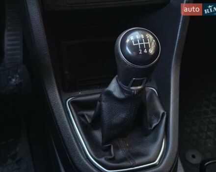 Фольксваген Кадди 2017 в Бердичеве на Automoto.ua Белый Фольксваген Кадди, объемом двигателя 1.4 л и пробегом 195 тыс. км за 12499 $, фото 44 на Automoto.ua