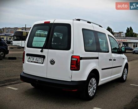 Белый Фольксваген Кадди, объемом двигателя 2 л и пробегом 173 тыс. км за 13500 $, фото 2 на Automoto.ua