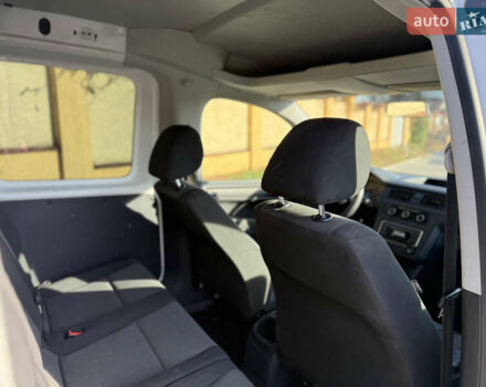 Белый Фольксваген Кадди, объемом двигателя 1.97 л и пробегом 209 тыс. км за 13900 $, фото 22 на Automoto.ua