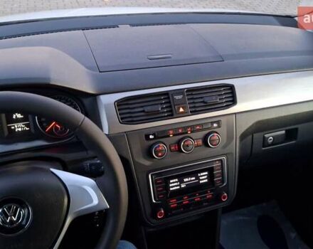 Белый Фольксваген Кадди, объемом двигателя 2 л и пробегом 247 тыс. км за 13900 $, фото 31 на Automoto.ua