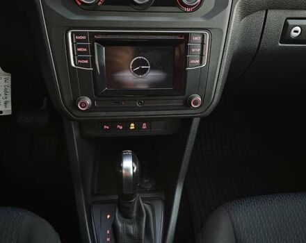 Белый Фольксваген Кадди, объемом двигателя 1.97 л и пробегом 184 тыс. км за 19950 $, фото 30 на Automoto.ua