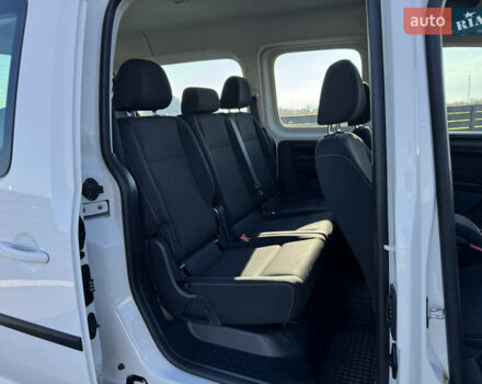 Белый Фольксваген Кадди, объемом двигателя 2 л и пробегом 265 тыс. км за 15800 $, фото 46 на Automoto.ua