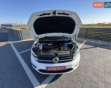 Белый Фольксваген Кадди, объемом двигателя 2 л и пробегом 265 тыс. км за 15800 $, фото 63 на Automoto.ua