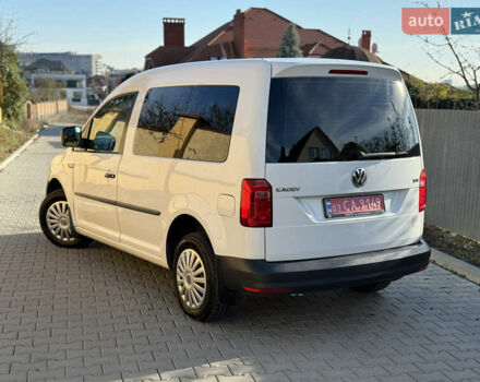 Белый Фольксваген Кадди, объемом двигателя 1.97 л и пробегом 209 тыс. км за 13900 $, фото 4 на Automoto.ua