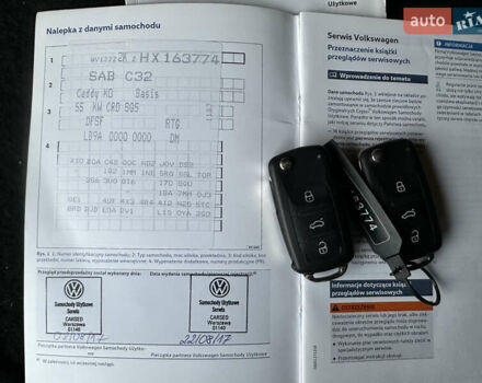 Белый Фольксваген Кадди, объемом двигателя 2 л и пробегом 245 тыс. км за 12800 $, фото 28 на Automoto.ua