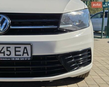 Фольксваген Кадди 2017 в Бердичеве на Automoto.ua Белый Фольксваген Кадди, объемом двигателя 1.4 л и пробегом 195 тыс. км за 12499 $, фото 6 на Automoto.ua