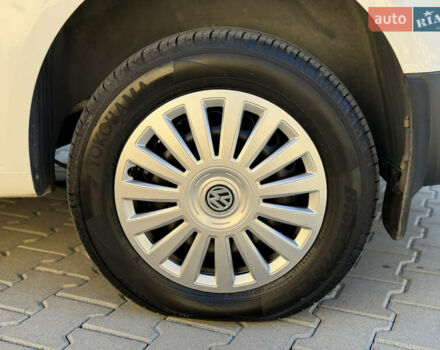 Белый Фольксваген Кадди, объемом двигателя 1.97 л и пробегом 209 тыс. км за 13900 $, фото 8 на Automoto.ua