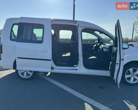 Белый Фольксваген Кадди, объемом двигателя 2 л и пробегом 265 тыс. км за 15800 $, фото 45 на Automoto.ua