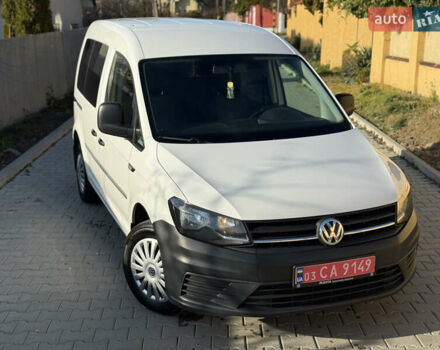 Белый Фольксваген Кадди, объемом двигателя 1.97 л и пробегом 209 тыс. км за 13900 $, фото 1 на Automoto.ua