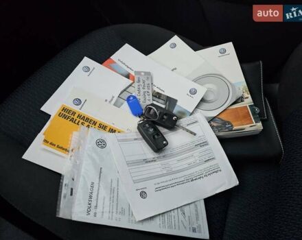 Белый Фольксваген Кадди, объемом двигателя 1.97 л и пробегом 184 тыс. км за 19950 $, фото 64 на Automoto.ua