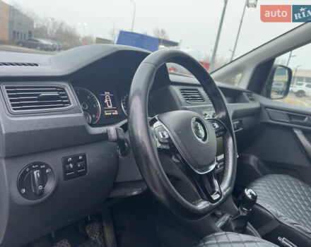 Белый Фольксваген Кадди, объемом двигателя 1.97 л и пробегом 190 тыс. км за 11200 $, фото 24 на Automoto.ua