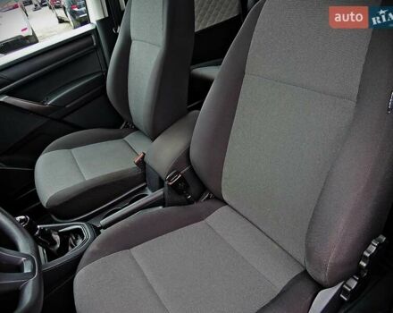 Белый Фольксваген Кадди, объемом двигателя 2 л и пробегом 173 тыс. км за 13500 $, фото 7 на Automoto.ua