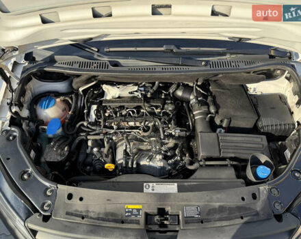 Белый Фольксваген Кадди, объемом двигателя 1.97 л и пробегом 209 тыс. км за 13900 $, фото 37 на Automoto.ua