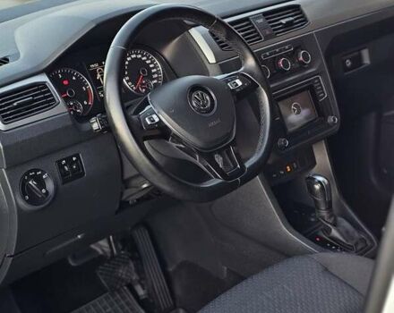 Белый Фольксваген Кадди, объемом двигателя 1.97 л и пробегом 184 тыс. км за 19950 $, фото 22 на Automoto.ua