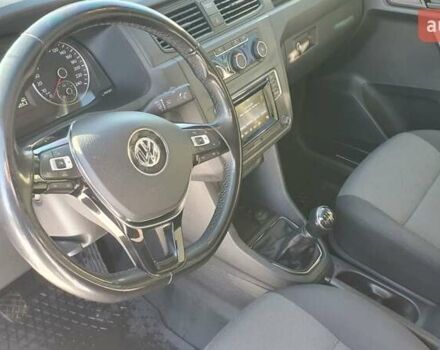 Белый Фольксваген Кадди, объемом двигателя 2 л и пробегом 200 тыс. км за 12300 $, фото 25 на Automoto.ua