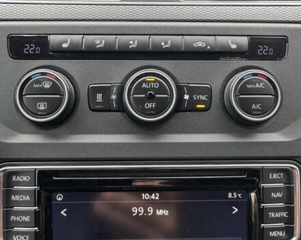 Белый Фольксваген Кадди, объемом двигателя 2 л и пробегом 283 тыс. км за 18999 $, фото 18 на Automoto.ua