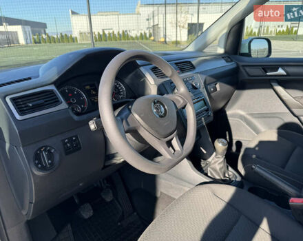 Белый Фольксваген Кадди, объемом двигателя 2 л и пробегом 265 тыс. км за 15800 $, фото 29 на Automoto.ua