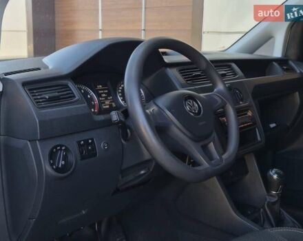 Фольксваген Кадди 2017 в Бердичеве на Automoto.ua Белый Фольксваген Кадди, объемом двигателя 1.4 л и пробегом 195 тыс. км за 12499 $, фото 23 на Automoto.ua