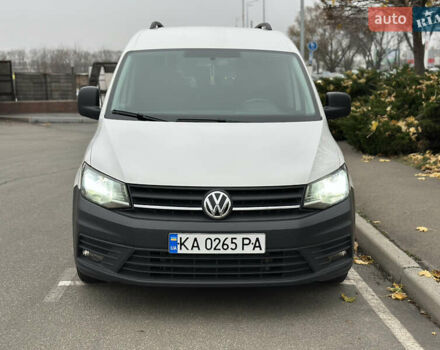 Белый Фольксваген Кадди, объемом двигателя 2 л и пробегом 245 тыс. км за 12800 $, фото 3 на Automoto.ua