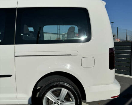 Белый Фольксваген Кадди, объемом двигателя 2 л и пробегом 265 тыс. км за 15800 $, фото 17 на Automoto.ua