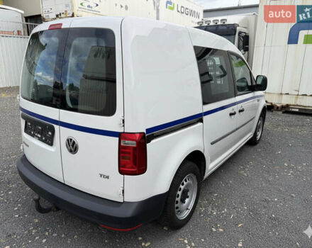 Белый Фольксваген Кадди, объемом двигателя 0 л и пробегом 174 тыс. км за 15700 $, фото 3 на Automoto.ua