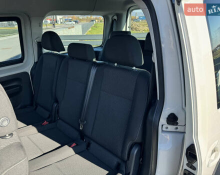 Белый Фольксваген Кадди, объемом двигателя 2 л и пробегом 265 тыс. км за 15800 $, фото 39 на Automoto.ua