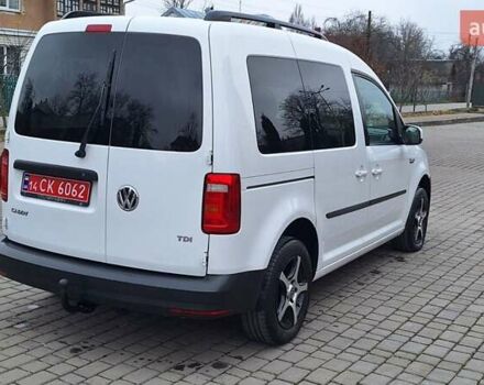Белый Фольксваген Кадди, объемом двигателя 2 л и пробегом 247 тыс. км за 13900 $, фото 32 на Automoto.ua