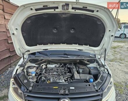 Белый Фольксваген Кадди, объемом двигателя 1.97 л и пробегом 184 тыс. км за 19950 $, фото 61 на Automoto.ua