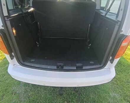 Білий Фольксваген Кадді, об'ємом двигуна 2 л та пробігом 316 тис. км за 18000 $, фото 8 на Automoto.ua