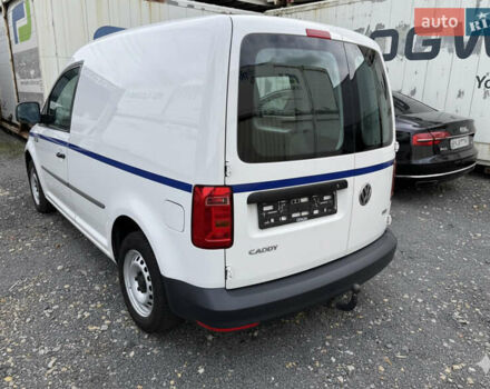 Белый Фольксваген Кадди, объемом двигателя 0 л и пробегом 174 тыс. км за 15700 $, фото 2 на Automoto.ua
