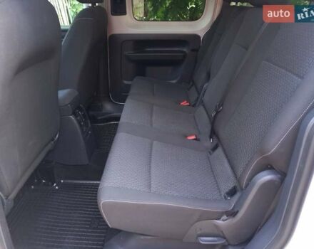 Білий Фольксваген Кадді, об'ємом двигуна 2 л та пробігом 197 тис. км за 14250 $, фото 46 на Automoto.ua