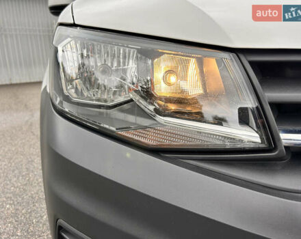 Белый Фольксваген Кадди, объемом двигателя 2 л и пробегом 167 тыс. км за 17500 $, фото 50 на Automoto.ua