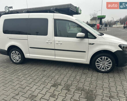 Белый Фольксваген Кадди, объемом двигателя 2 л и пробегом 189 тыс. км за 17200 $, фото 2 на Automoto.ua