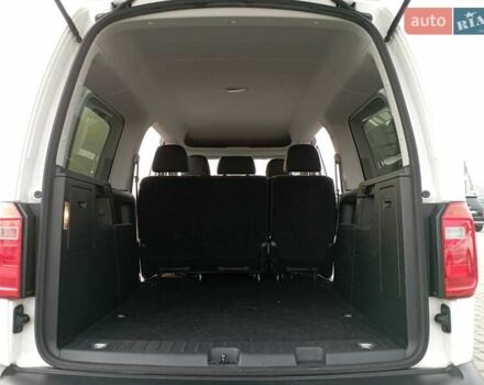 Белый Фольксваген Кадди, объемом двигателя 2 л и пробегом 140 тыс. км за 17900 $, фото 6 на Automoto.ua